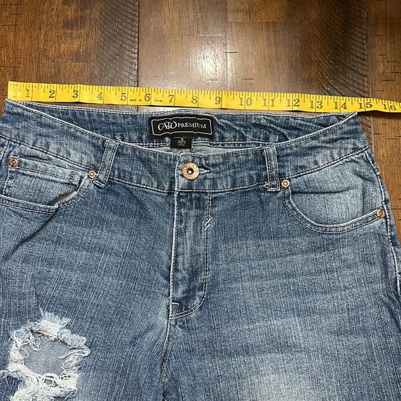 Jeans - Picture 9 of 11